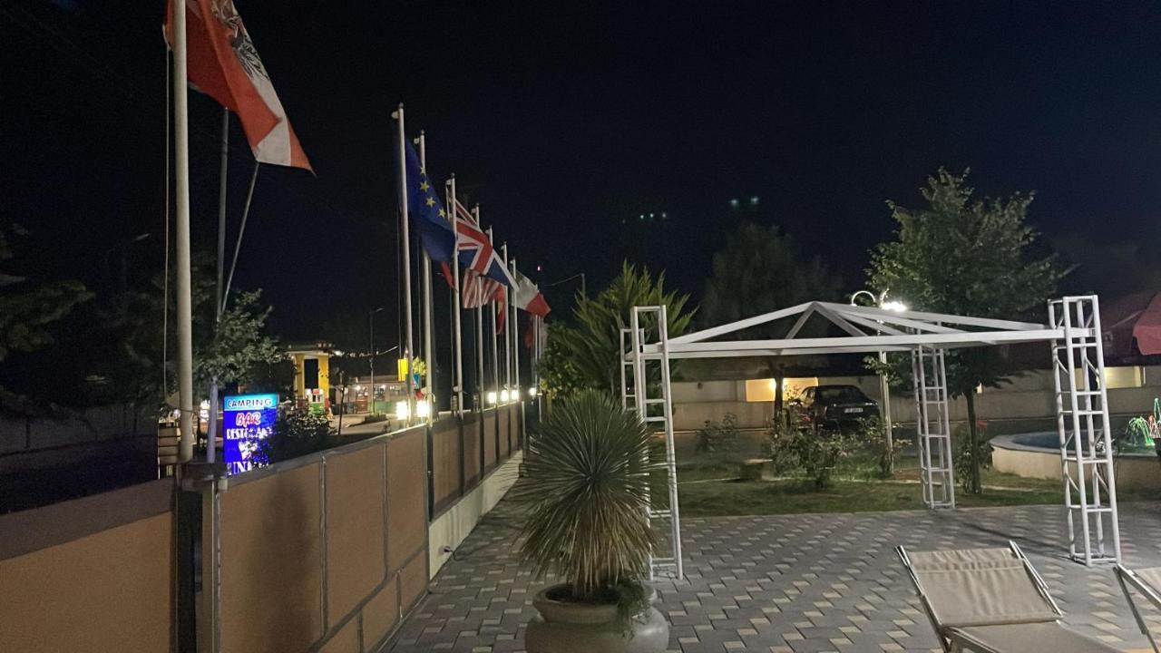 Union Villa Shkodër エクステリア 写真