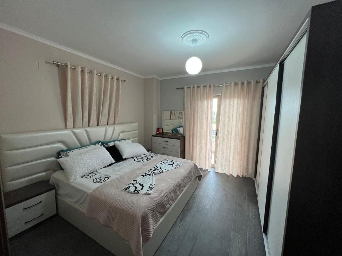 Union Villa Shkodër エクステリア 写真